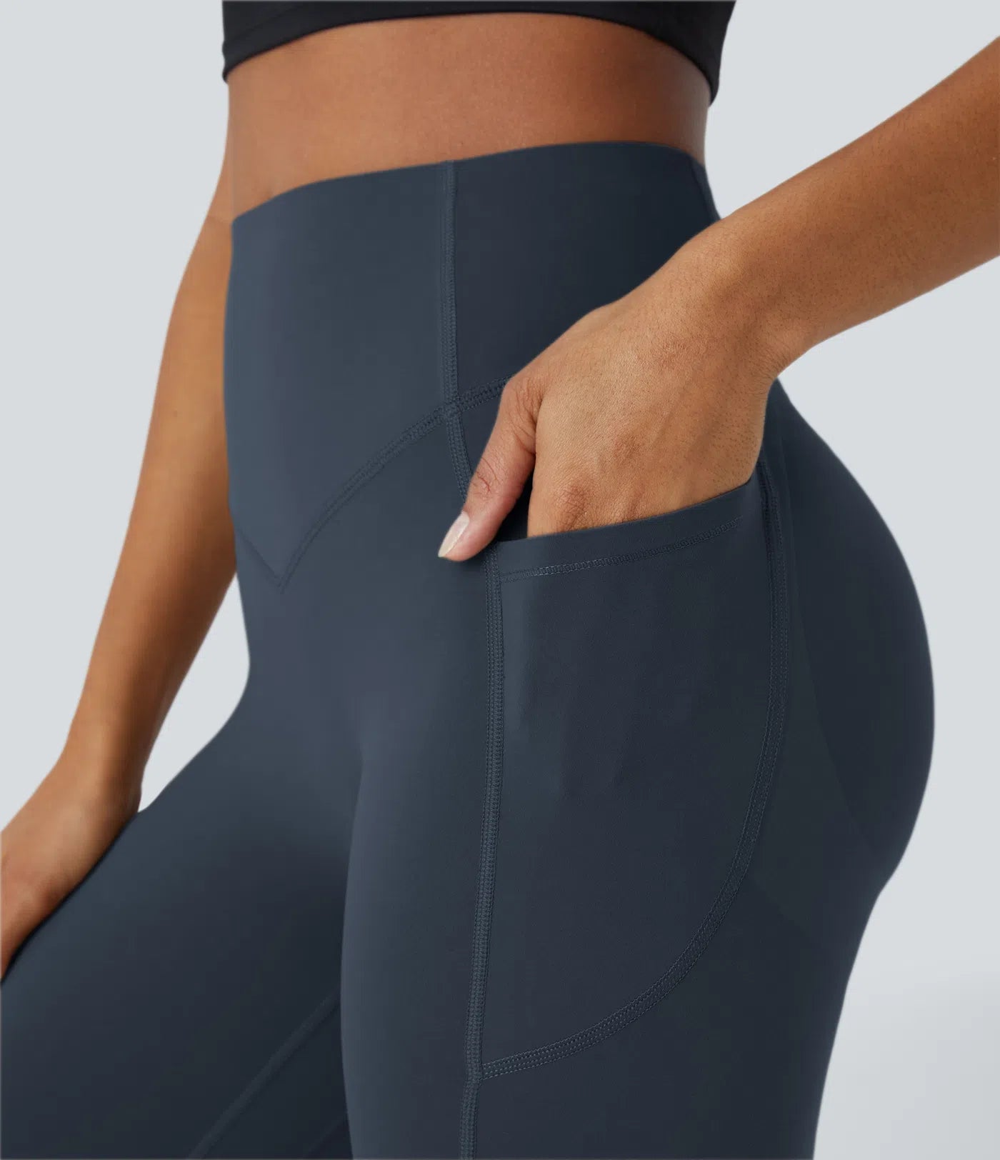 Amoura UltraSculpt™ High Waisted Tummy Control Pocket Shaping Training Leggings